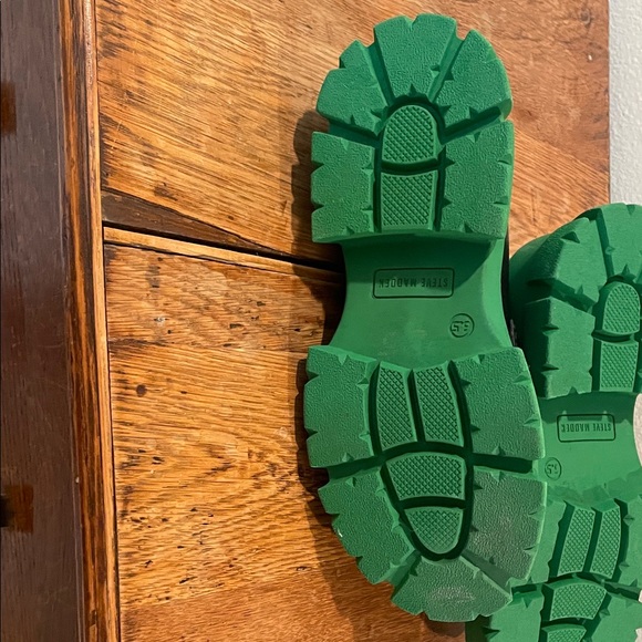 Steve Madden Trifecta Platform Loafers – Size 6.5 – Black w/ Green Lug Sole - Picture 10 of 11